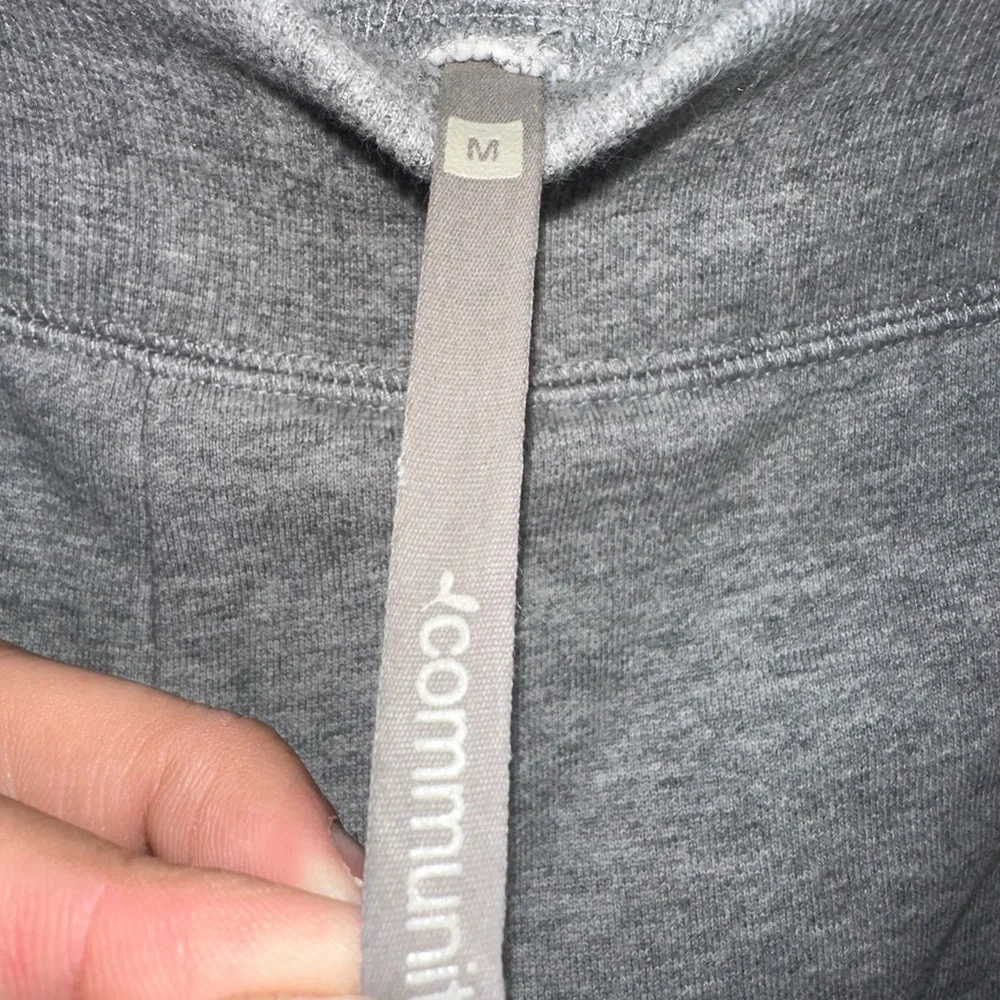 Community Size M - Picture 5 of 8